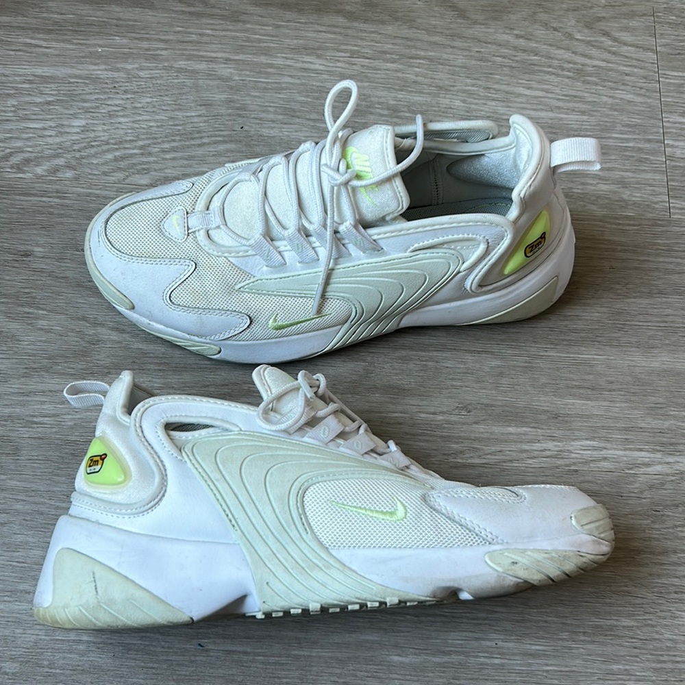 Nike Zoom 2K White and Green Size 8.5